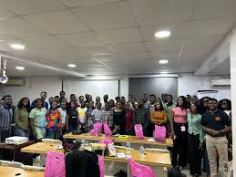 Akinsipe Ayobami (@sipe_agba)