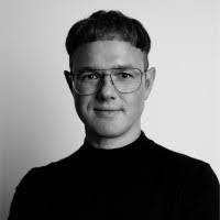 Mike Munz's Instagram, Twitter & Facebook