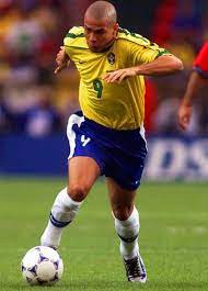 At inter his excellent dribbling skills and knack for scoring goals earned him the nickname il fenomeno. in 1997 ronaldo became the first player to win fifa's player of the year award two years in a row. Ronaldo Luis Nazario De Lima Brazil S Legendary Brazil Football Team Best Football Players Ronaldo