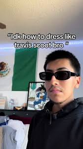 Shoes are from @pickpop.ru 🔥 • • • #tonitolux #travisscott  #travisscottoutfit #travisscottstyle #jordan1 #pickpopru • • • Styling  jordan 1 Styling black shorts Styling brown shirt Outfit inspo