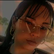 VENTA LUJOSO DEPARTAMENTO BEACH FRONT Espectacular apartamento en edificio  de categoría en Playa del Carmen . 📍Quinta Avenida Y Calle 58. 2 recámaras  y 2 baños completos. 🌊 Rodeado de balcones con