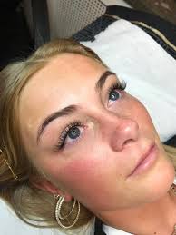 Singel fransar! Vill du också testa på fransförlängning? Skippa sminket på  morgonen med fransförlängning. Är du intresserad?! Kontakta då oss 🥰