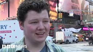 Watch: Lenny Henry says farewell to Comic Relief