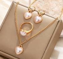 Elegant White Shell Butterfly Necklace Heavy Industry Trendy Fritillaria  Long Y Chain with Niche Zircon