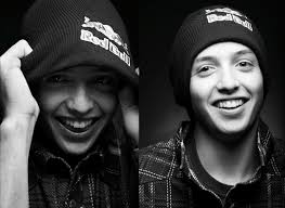 Greg Bretz US Halfpipe Snowboarder Photo by Monte Isom