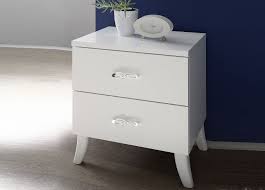 Plus classique et aussi plus encombrante, la table de chevet au sol s'avère. Tables De Chevets Blanches 2 Tiroirs Pour Chambre Adulte