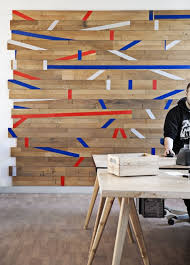 Wall Decoration Made Out Of A Repurposed Gym Floor 1001 Pallets Gym Flooring Pallet Walls Pallet Projects Decor