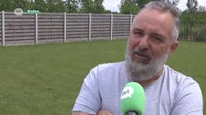 Jurgen conings is believed to have taken his own life using a firearm. Vriend Van Jurgen Conings Doet Oproep Tot Overgave Tv Limburg