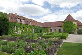 Le Jardin De Bois Richeux Chateaux Manoirs Abbayes Jardin Medieval Jardins Bois