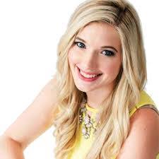 Shelly Heim's Instagram, Twitter & Facebook