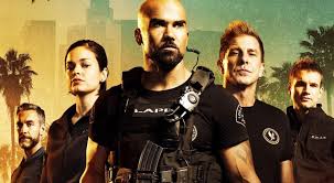 À partir de 1975, la présentation du journal de 13 heures est confiée à yves mourousi, qui y restera pendant 13 ans. Swat La Nouvelle Serie Americaine Avec Shemar Moore Prochainement Sur Tf1 La Tele Creve L Ecran