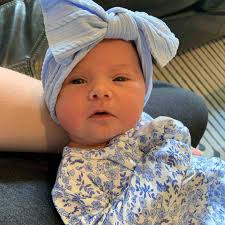 Don't let the job hunt get you down. Use these tips to stand out and land  your next great opportunity. Make sure to check out the full article here:  https://hbr.org/2020/12/5-tips-to-help-you-get-hired-right-now?utm_medium=social&utm_campaign  ...