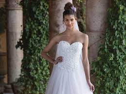 Strahlen sie bei ihrer hochzeit nicht nur durch ihr lächeln! Brautkleid Mit Perlen Weddix