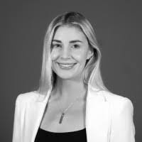 Alexandra Langdon's Instagram, Twitter & Facebook