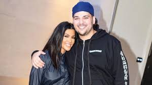 Kourtney kardashian and khloe kardashian have reached out to their brother rob kardashian as he continues to struggle with personal issues. Rob Kardashian Resurfaces With Rare Appearance At Khloe S Birthday Youtube