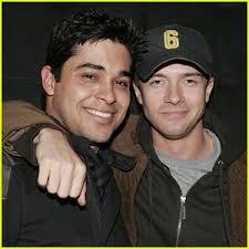 Scott Manners, Veteran Talent Agent Who Co-Founded Artists &  Representatives, Dies at 68