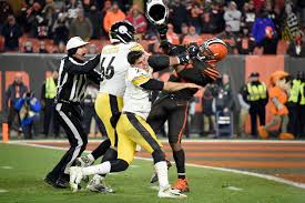 Browns Myles Garrett Faces Suspension For Hitting Steelers Quarterback With Helmet The New York Times