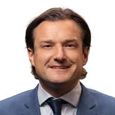 Bart-Adriaan de Ruijter op LinkedIn: Trots met Simon C. Polkerman op de  beëdiging van onze advocaat-stagiair…