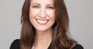 Danielle Damato Doty files candidacy for school board