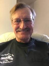 Which movie comes to mind first when I say Charlton Heston 🤔