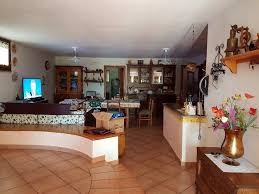 € 85.000 tua da € 231/mese. Nuoro Villa Con Giardino Piantumato A Nuoro In Vendita