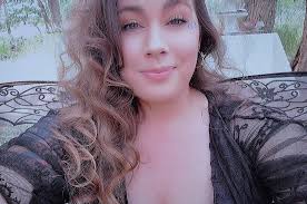 Mae Cameron (@maenanigans) • Instagram photos and videos