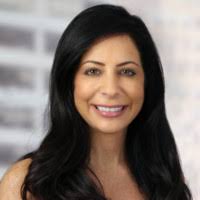 Melinda Palma's Instagram, Twitter & Facebook