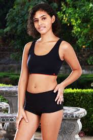 Cute babe Dani Diaz gets naked and shows her small tits outdoors photos