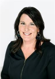 Valerie Mooney's Instagram, Twitter & Facebook