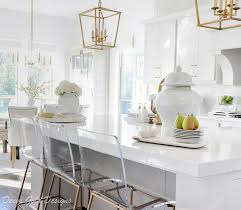 Along with a rope mirror and brass light pendants, these rattan stools are the perfect way to enliven a white kitchen counter. Ideas For Kitchen Counter Styling Decor Gold Designs