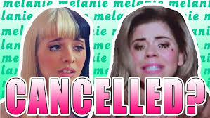 MARINA Unfollows Melanie Martinez