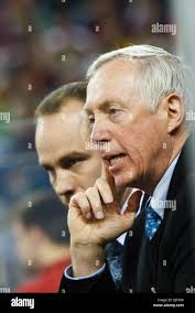 Men's field hockey hi-res stock photography and images