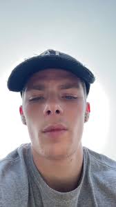 Luke Hopkins Throwing Bagels