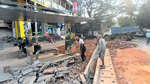 Panaji Smart City: स्मार्ट सिटीची कामे पणजीवासीयांसाठी ठरतायेत डोकेदुखी;  खोदकामांमुळे वाहतुकीवर परिणाम!| Goa The work of Panji Smart City is going  on and the traffic is being ...