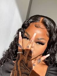 Holly Babbitt (hollymikkelson9)