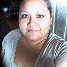 Sandy Vue's Instagram, Twitter & Facebook