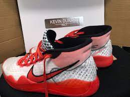 The sneakers are listed in chronological order and note the season when it released. Nike Kevin Durant No 7 Men S Fashion Footwear Sneakers On Carousell