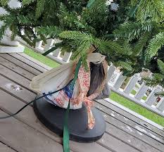 The method you use will depend on you can make a very convincing cast using the same material that doctors use: How To Keep An Outside Christmas Tree From Blowing Over