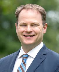 Ben Caston's Instagram, Twitter & Facebook