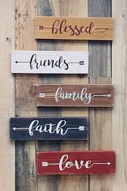 26 Rustic Wood Sign Ideas With Inspirational Quotes That Will Melt Your Heart Diy Wood Signs Rustic Wood Signs Wood Signs