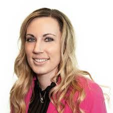 Amber Maloney's Instagram, Twitter & Facebook