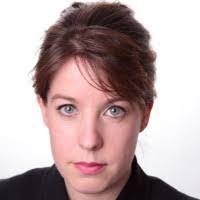 Naomi Carpenter's Instagram, Twitter & Facebook