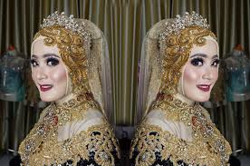 Rias pengantin adat jawa hijab. Rias Pengantin Jawa Berhijab Di Banyumas Wedding Organizer