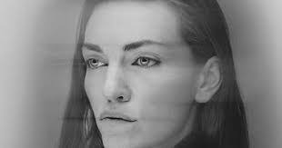 Ellis May's Instagram, Twitter & Facebook