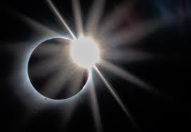 La punctul maxim al aşa. EclipsÄƒ TotalÄƒ De Soare Unde Se VÄƒd Eclipsele Din UrmÄƒtorii 30 De Ani