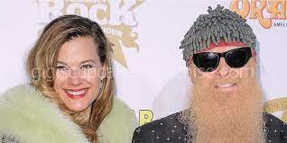 Billy gibbons, la marisoul — green river 03:31. Die Unerklarliche Wahrheit Von Billy Gibbons Frau Gilligan Stillwater Prominente Ehepartner