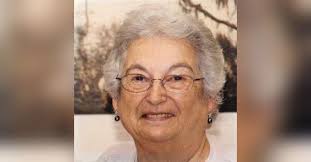 Elizabeth Hobbs Berry Obituary