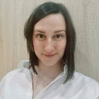 900+ perfiles de «Petra»