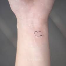 Small Discreet Tattoo Woman Minimalist Inkage Heart Letter Tattoo Now Or Never Tatouage Minimaliste T Mini Tattoos Kucuk Bilek Dovmeleri Minik Dovmeler