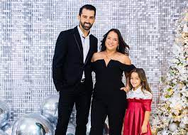 Adamari lópez torres (born may 18, 1971) is a puerto rican actress known for participating in several puerto rican and mexican soap operas. Adamari L Oacute Pez Su Decoraci Oacute N Navidad 2020 People En Espanol